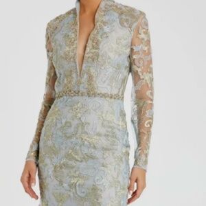 Still available! NWT Mac Duggal Long Sleeve V-Neck Gown 10 Powder Blue #8257